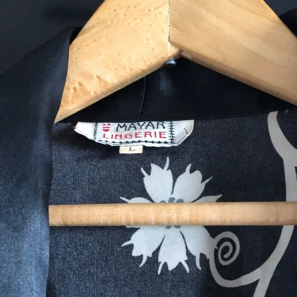 Silky Black Floral Satin Kimono Robe with Pink Accents - Picture 3 of 10